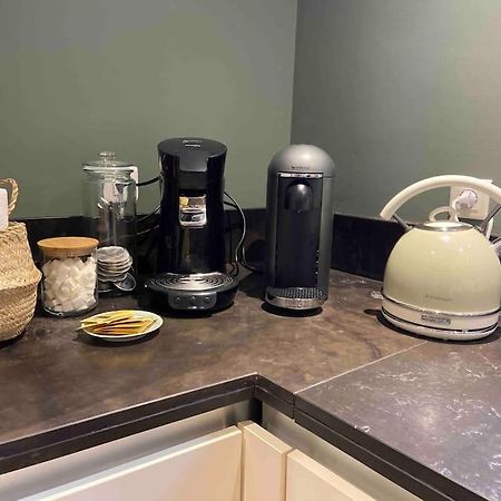 Maison Climatisee Avec Stationnement Et Wifi Bram Ngoại thất bức ảnh
