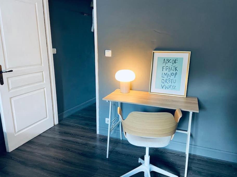 Maison Climatisee Avec Stationnement Et Wifi Bram Ngoại thất bức ảnh
