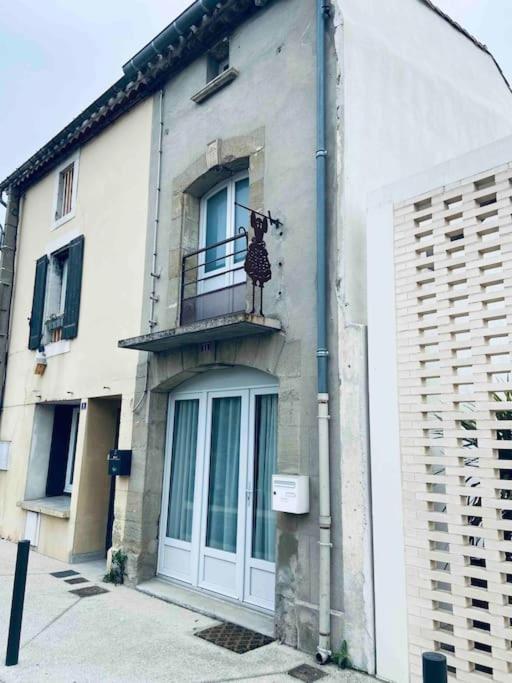 Maison Climatisee Avec Stationnement Et Wifi Bram Ngoại thất bức ảnh